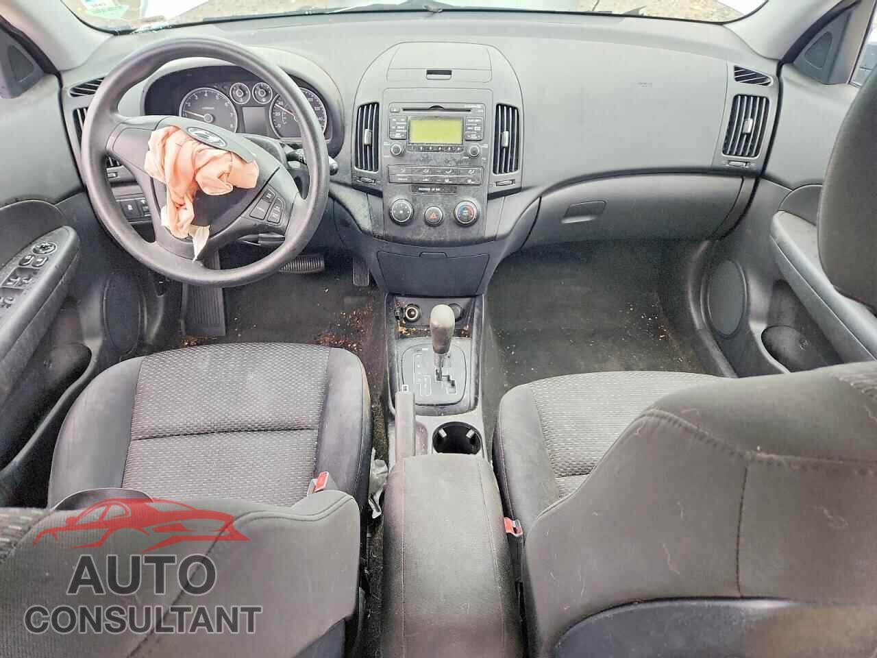 HYUNDAI ELANTRA 2012 - KMHDB8AE5CU138372