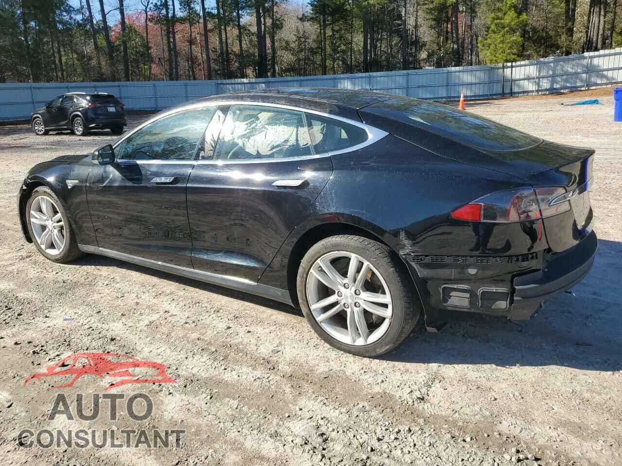TESLA MODEL S 2013 - 5YJSA1BC5DFP10893