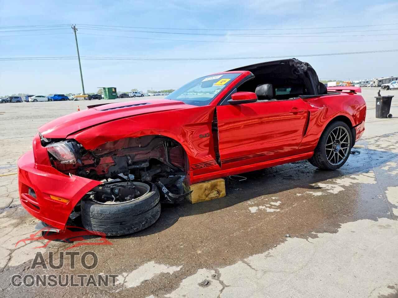 FORD MUSTANG 2013 - 1ZVBP8FF1D5201328