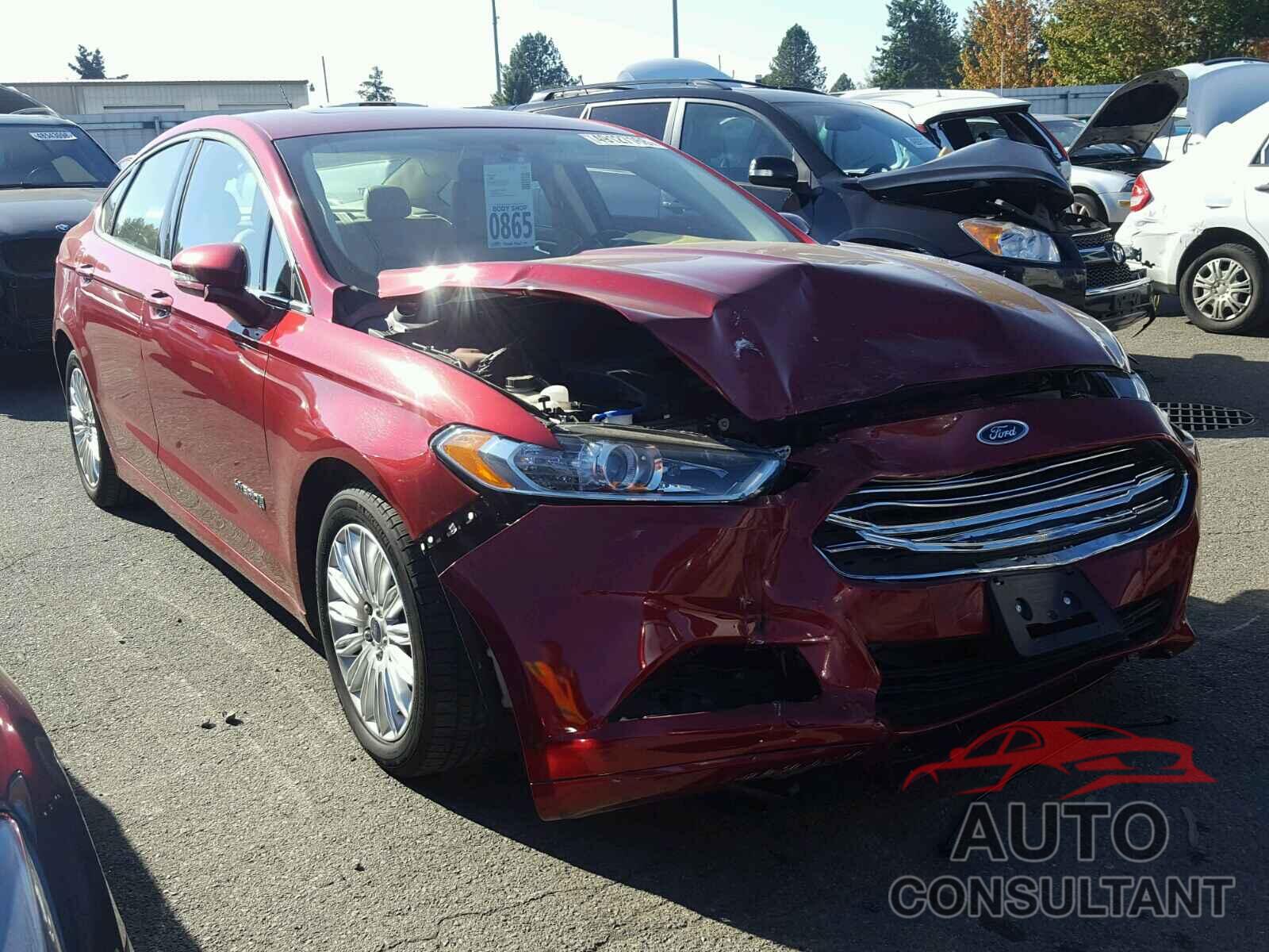 FORD FUSION 2016 - 3FA6P0LU2GR145982