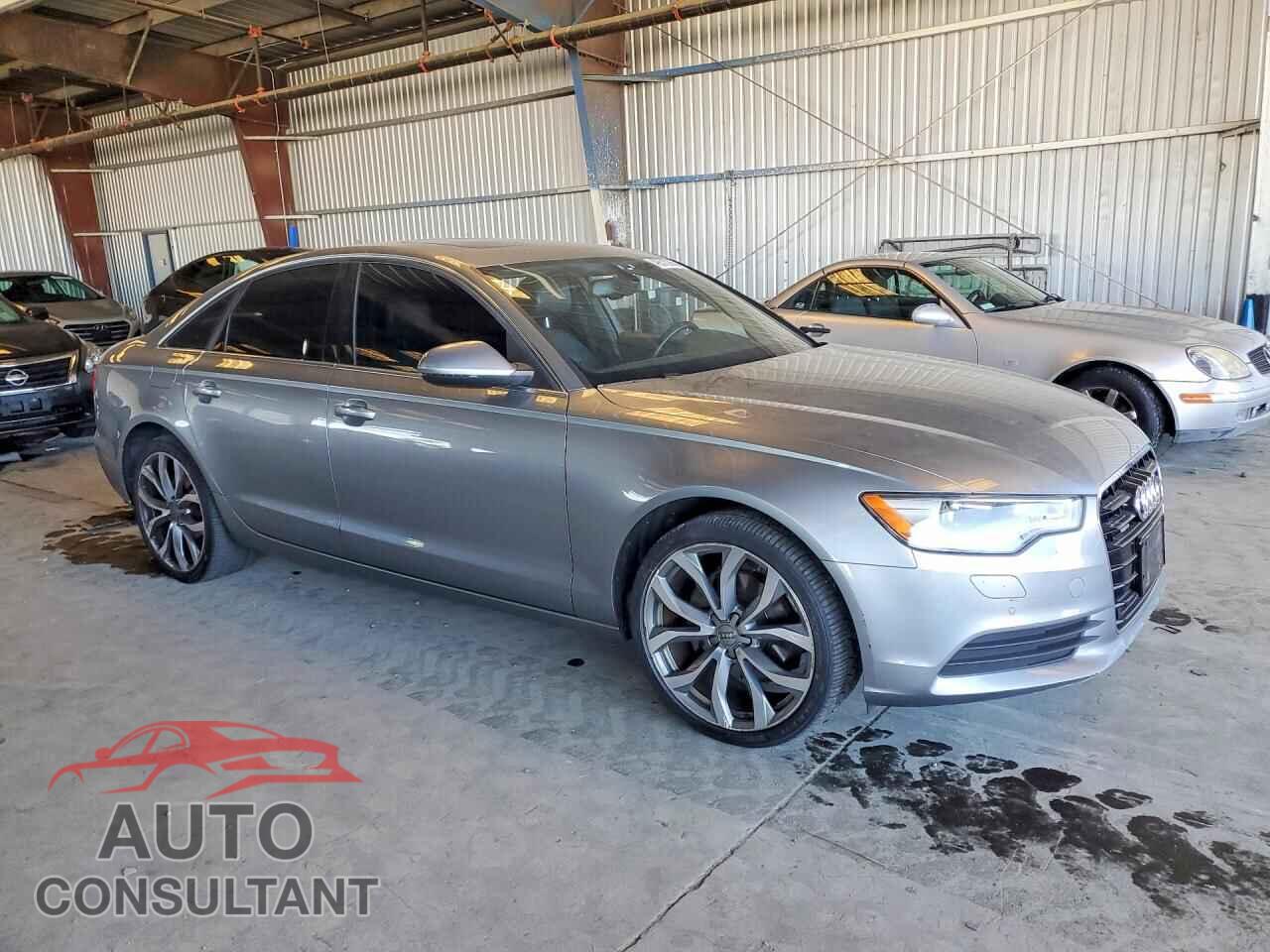 AUDI A6 2013 - WAUGFAFC0DN111545