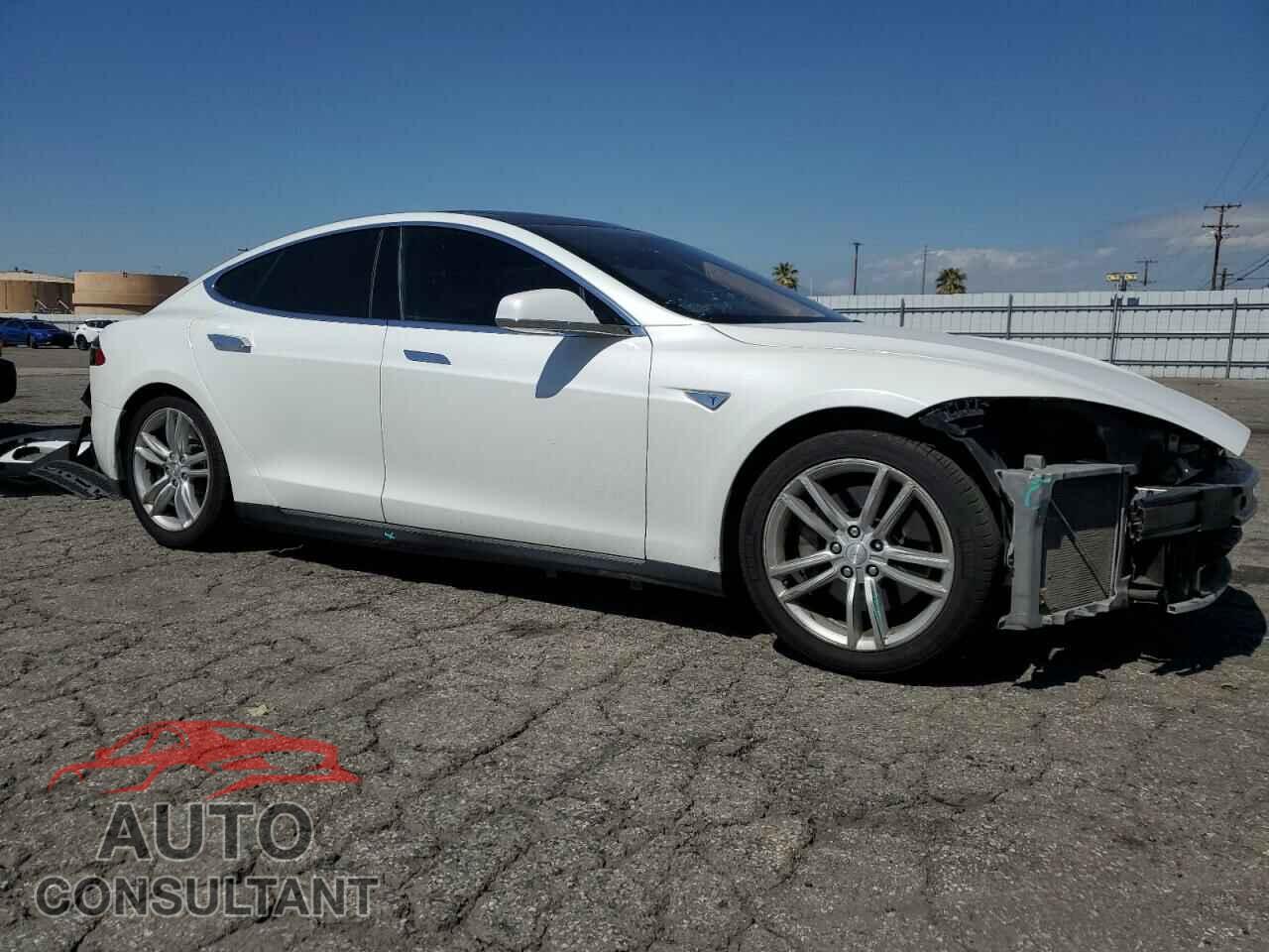 TESLA MODEL S 2013 - 5YJSA1CGXDFP03603