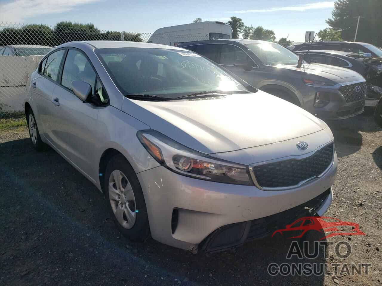 KIA FORTE 2017 - 3KPFK4A71HE031512