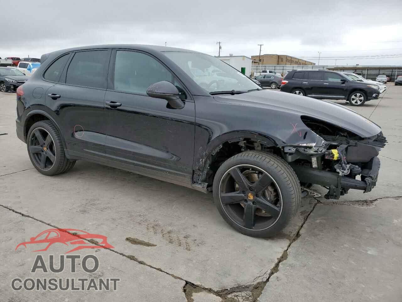 PORSCHE CAYENNE 2017 - WP1AA2A24HKA85789