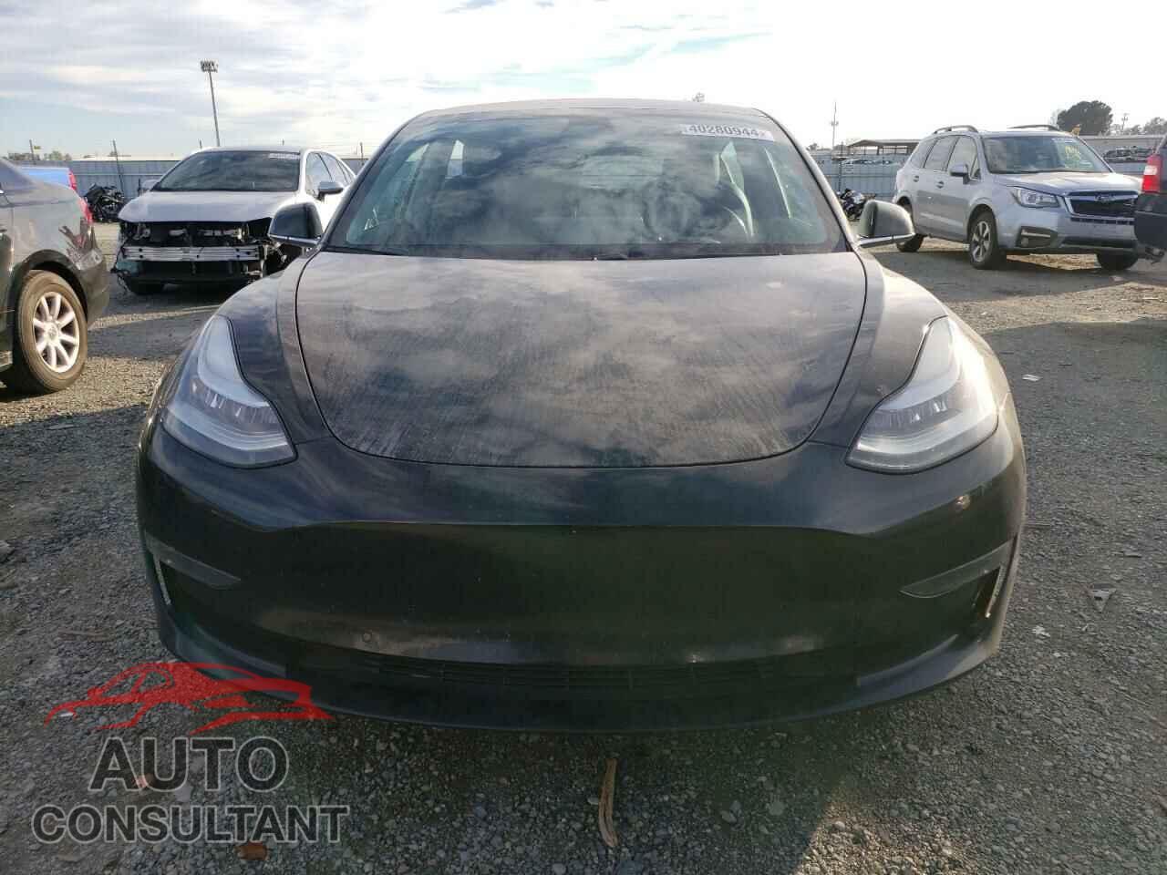 TESLA MODEL 3 2019 - 5YJ3E1EA7KF297150