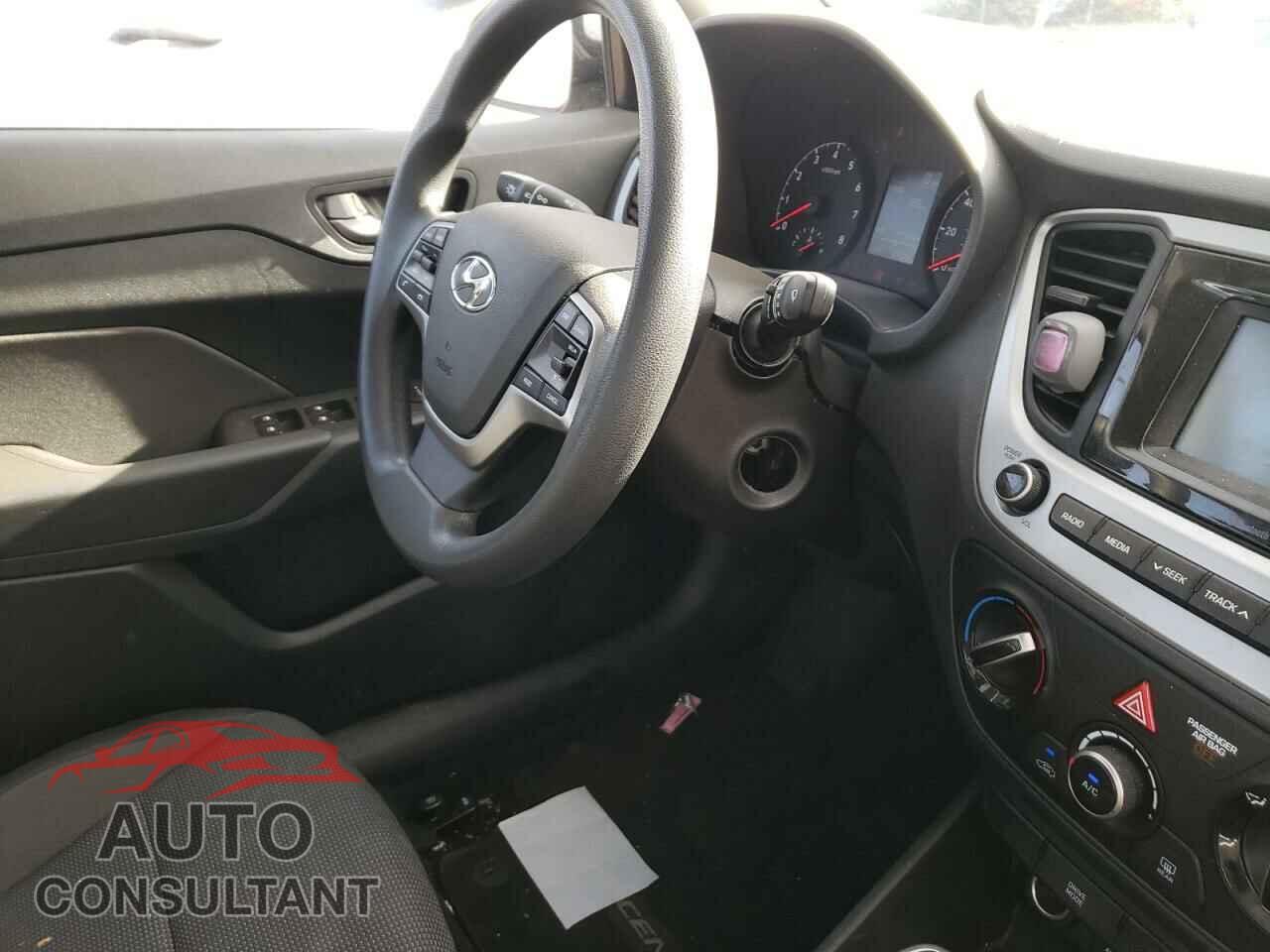 HYUNDAI ACCENT 2020 - 3KPC24A64LE106920