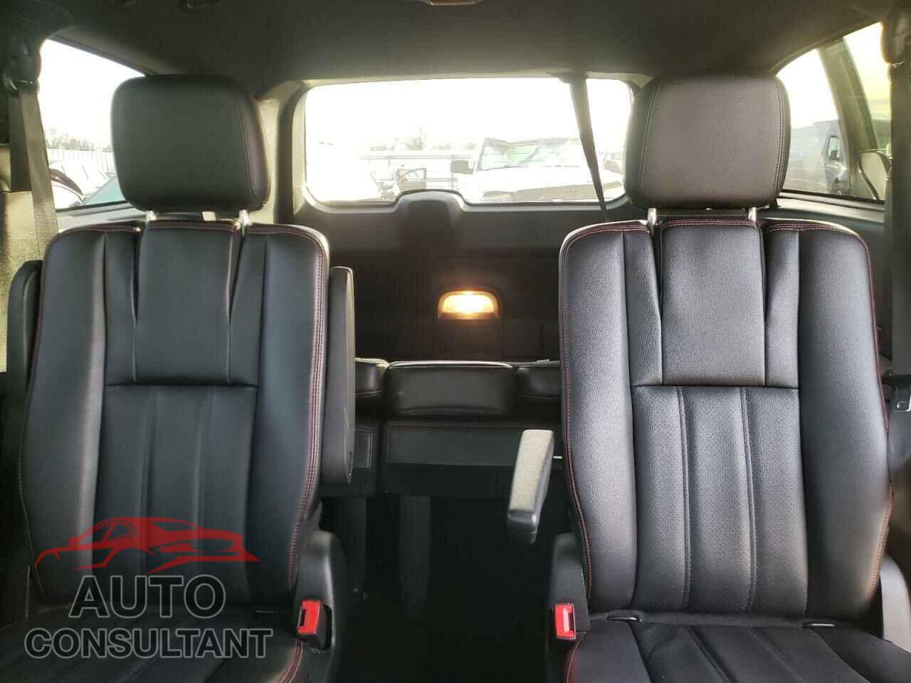 DODGE CARAVAN 2018 - 2C4RDGEG2JR318851