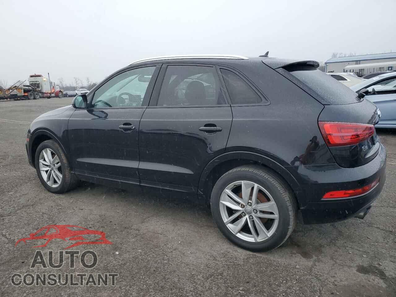 AUDI Q3 2017 - WA1ECCFS7HR009366