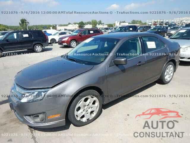HONDA CIVIC 2010 - 19XFA1F58AE013989