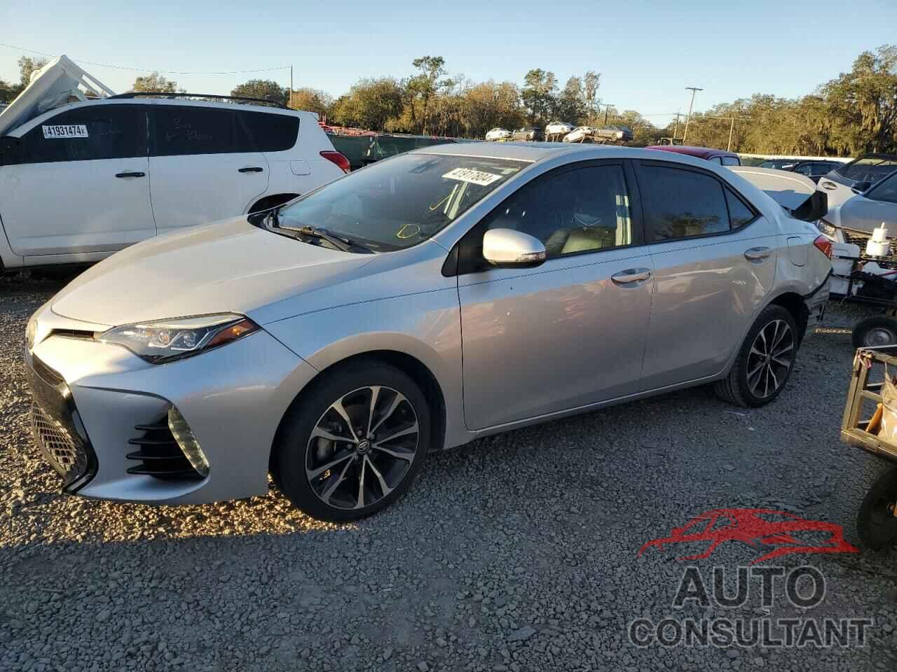 TOYOTA COROLLA 2018 - 5YFBURHE1JP762942