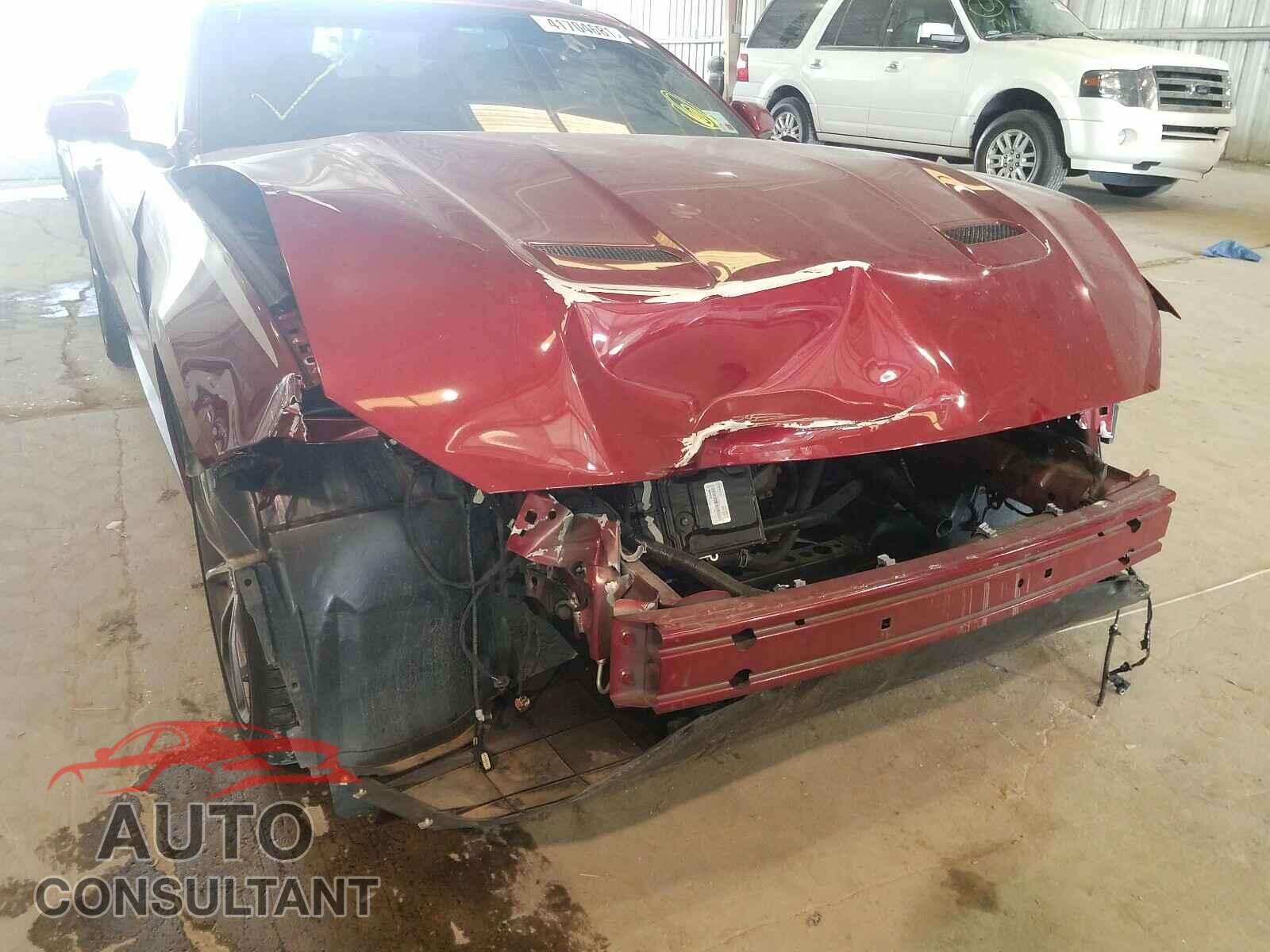 FORD MUSTANG 2019 - 1FA6P8TH7K5111579