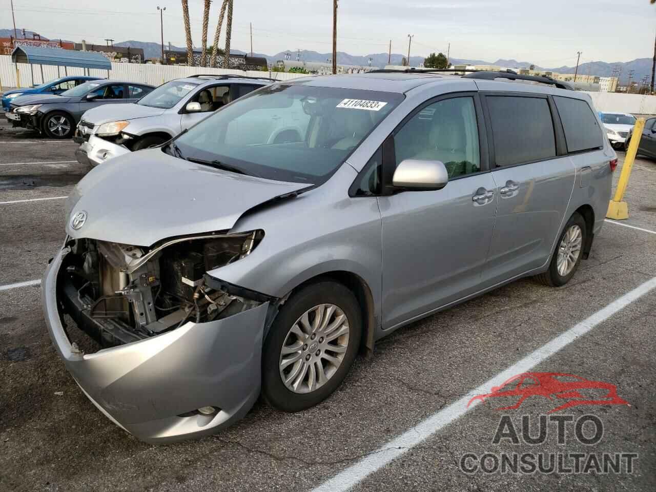 TOYOTA SIENNA 2017 - 5TDYZ3DCXHS831917