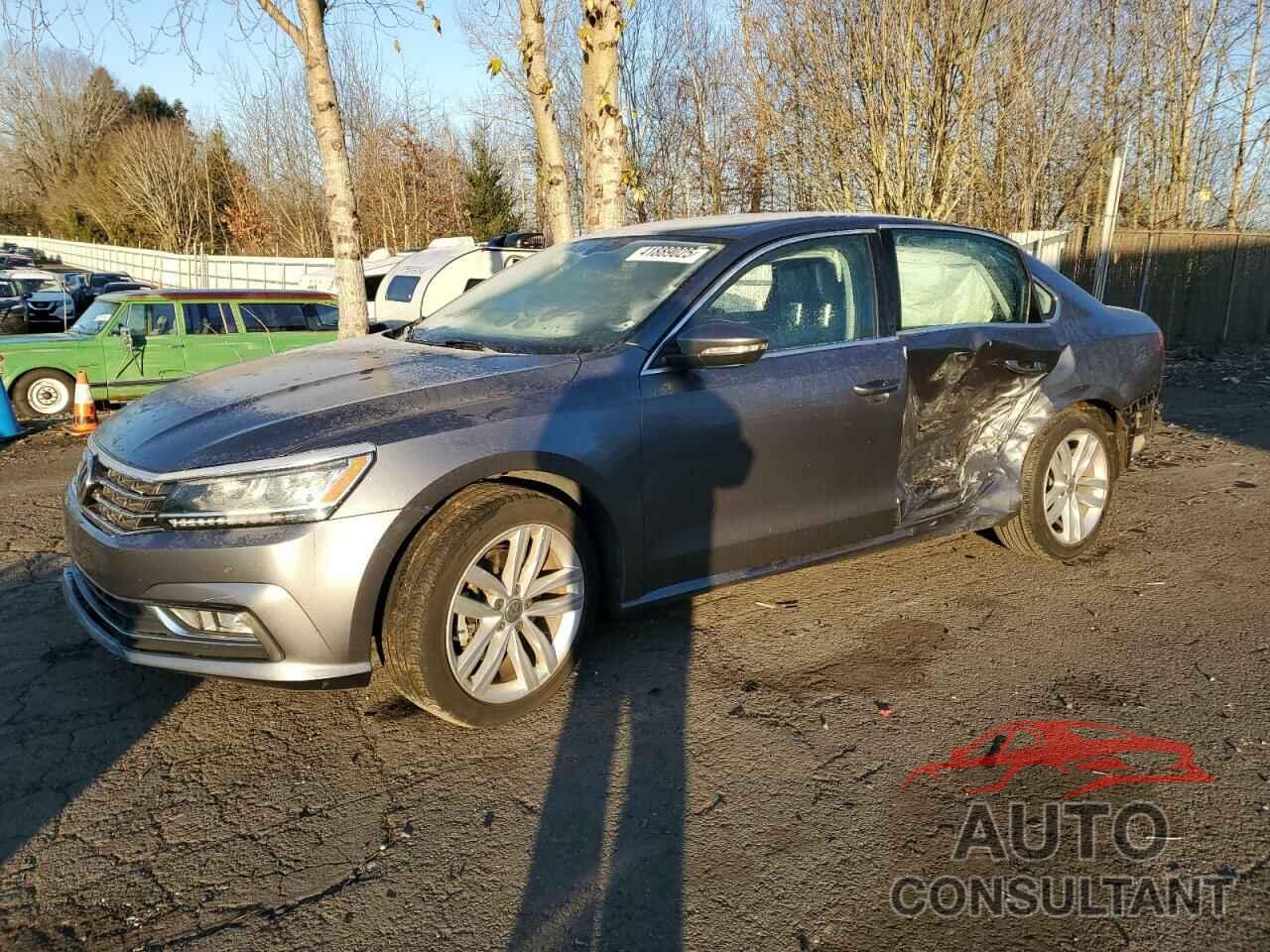 VOLKSWAGEN PASSAT 2018 - 1VWBA7A32JC002448