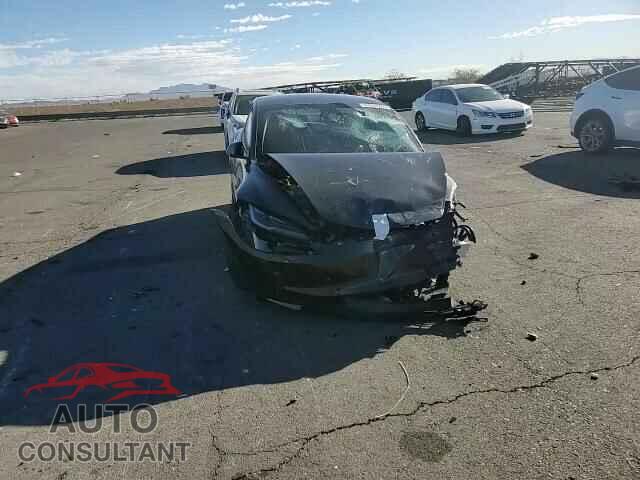 TESLA MODEL 3 2025 - 5YJ3E1EA2SF920979