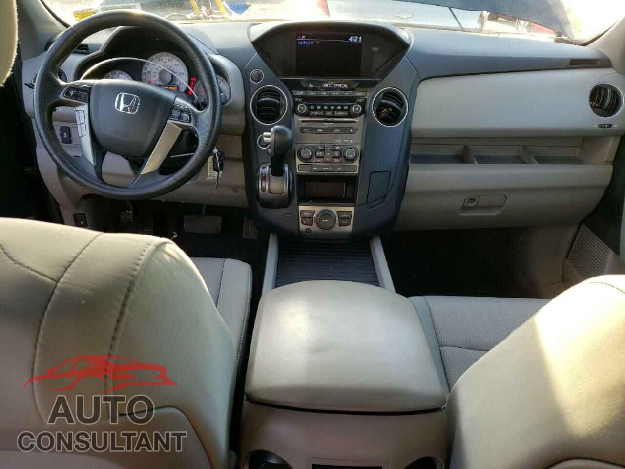 HONDA PILOT 2015 - 5FNYF4H33FB049632