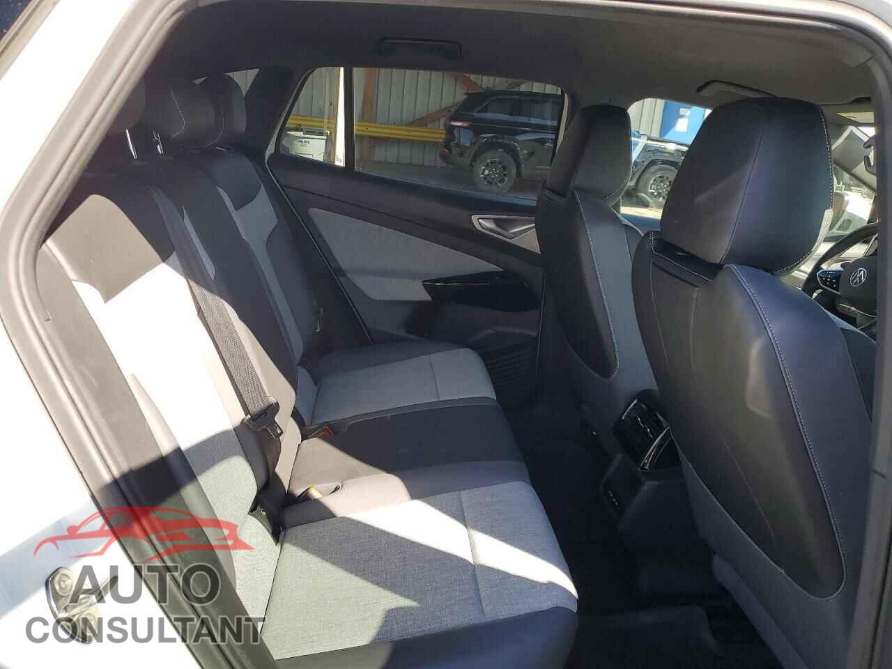 VOLKSWAGEN ID.4 2023 - 1V2DNPE85PC033562