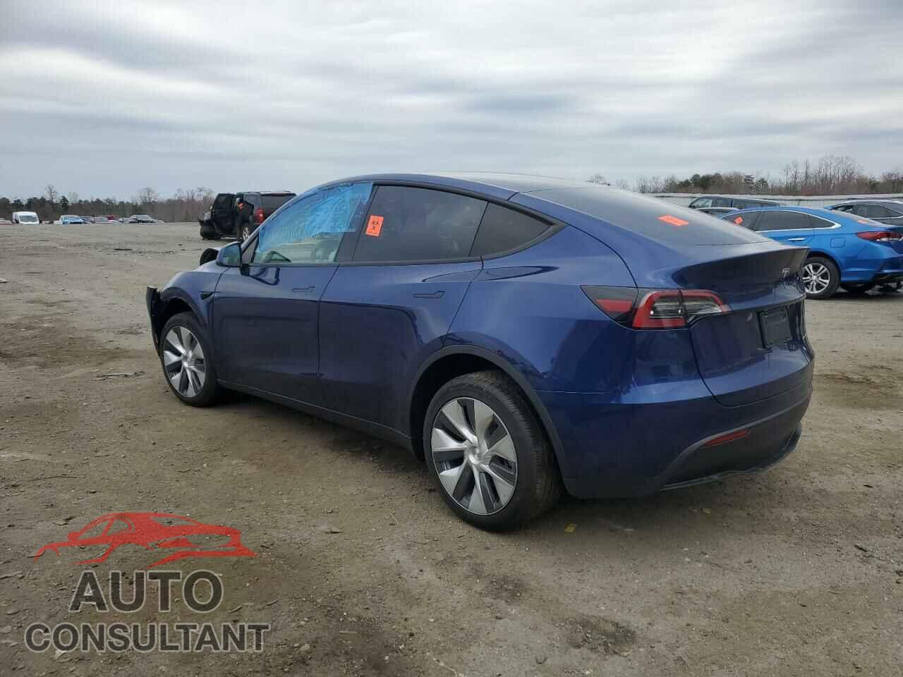 TESLA MODEL Y 2023 - 7SAYGDEE7PF659900