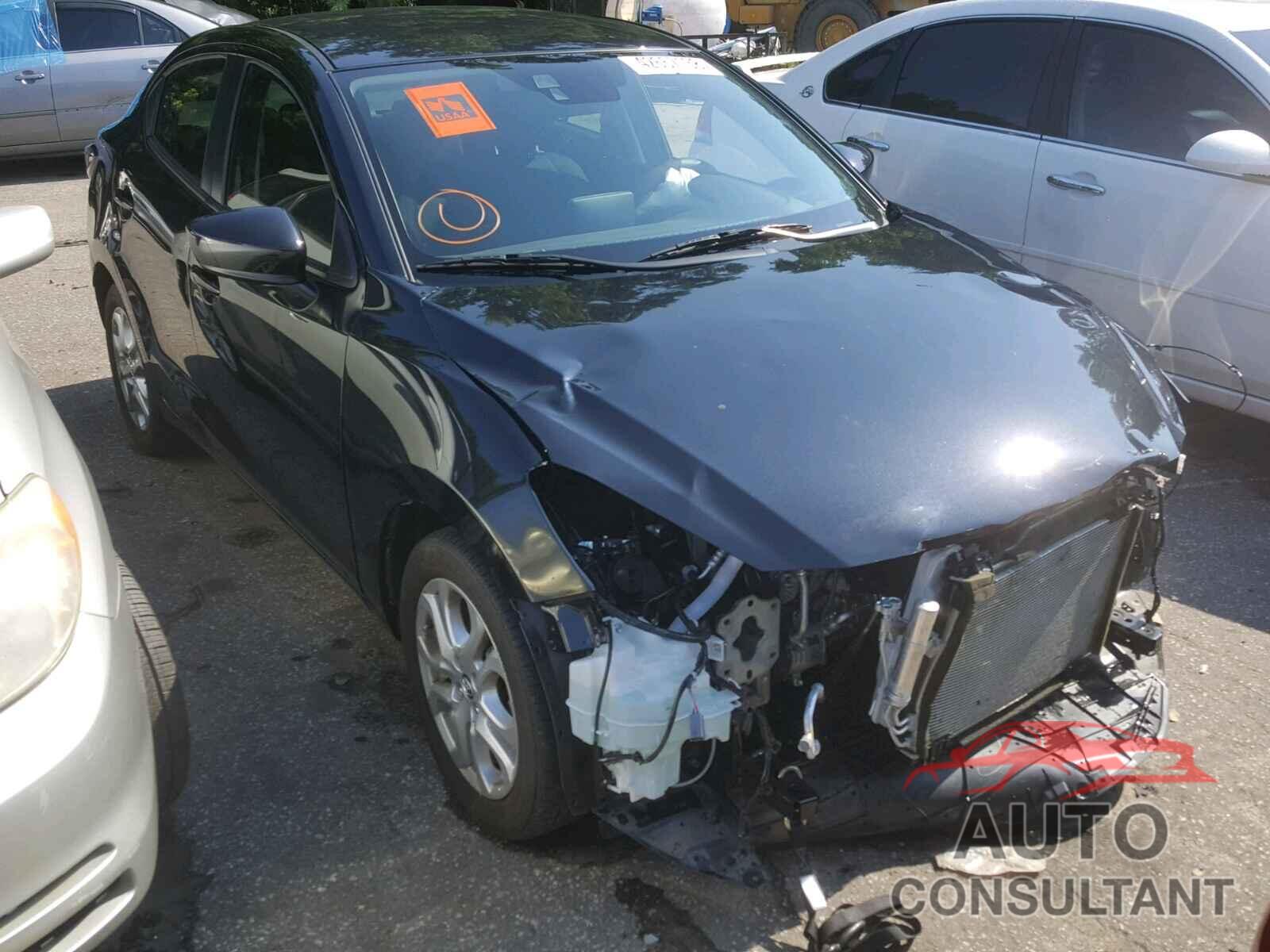 TOYOTA YARIS 2017 - 3MYDLBYV4HY158395