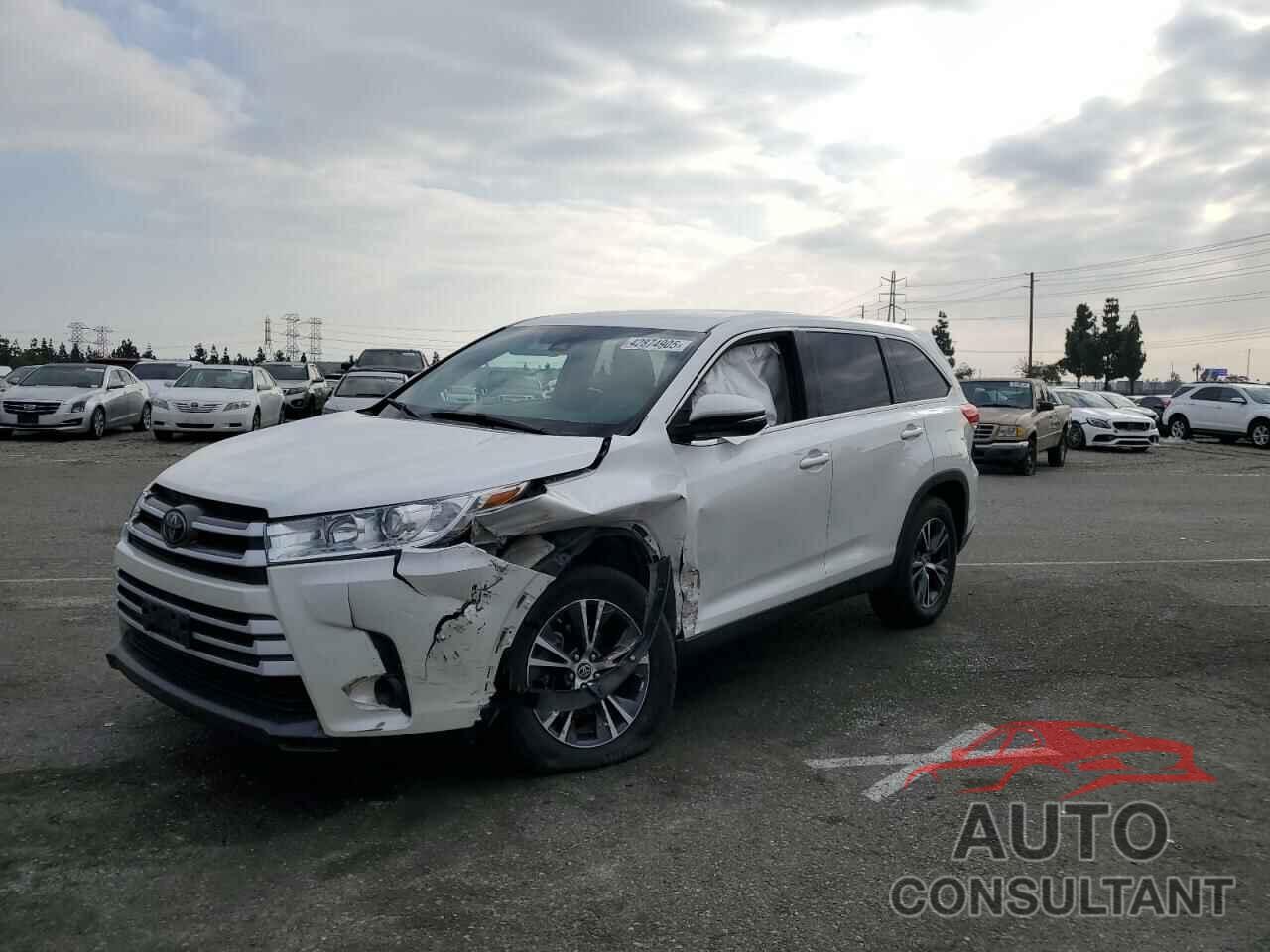 TOYOTA HIGHLANDER 2019 - 5TDZZRFH4KS319173