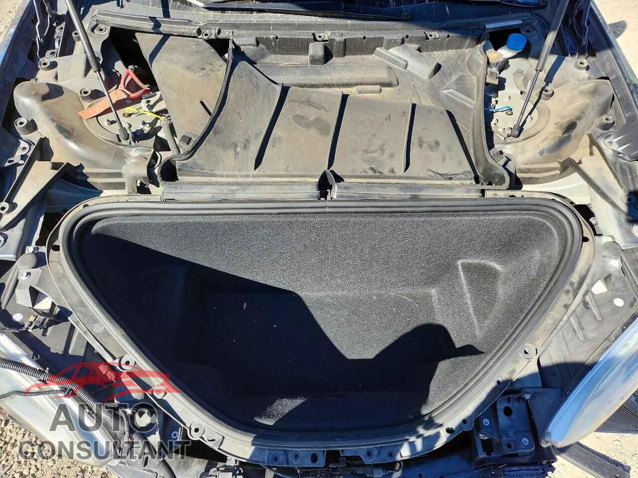 TESLA MODEL S 2017 - 5YJSA1E23HF215004