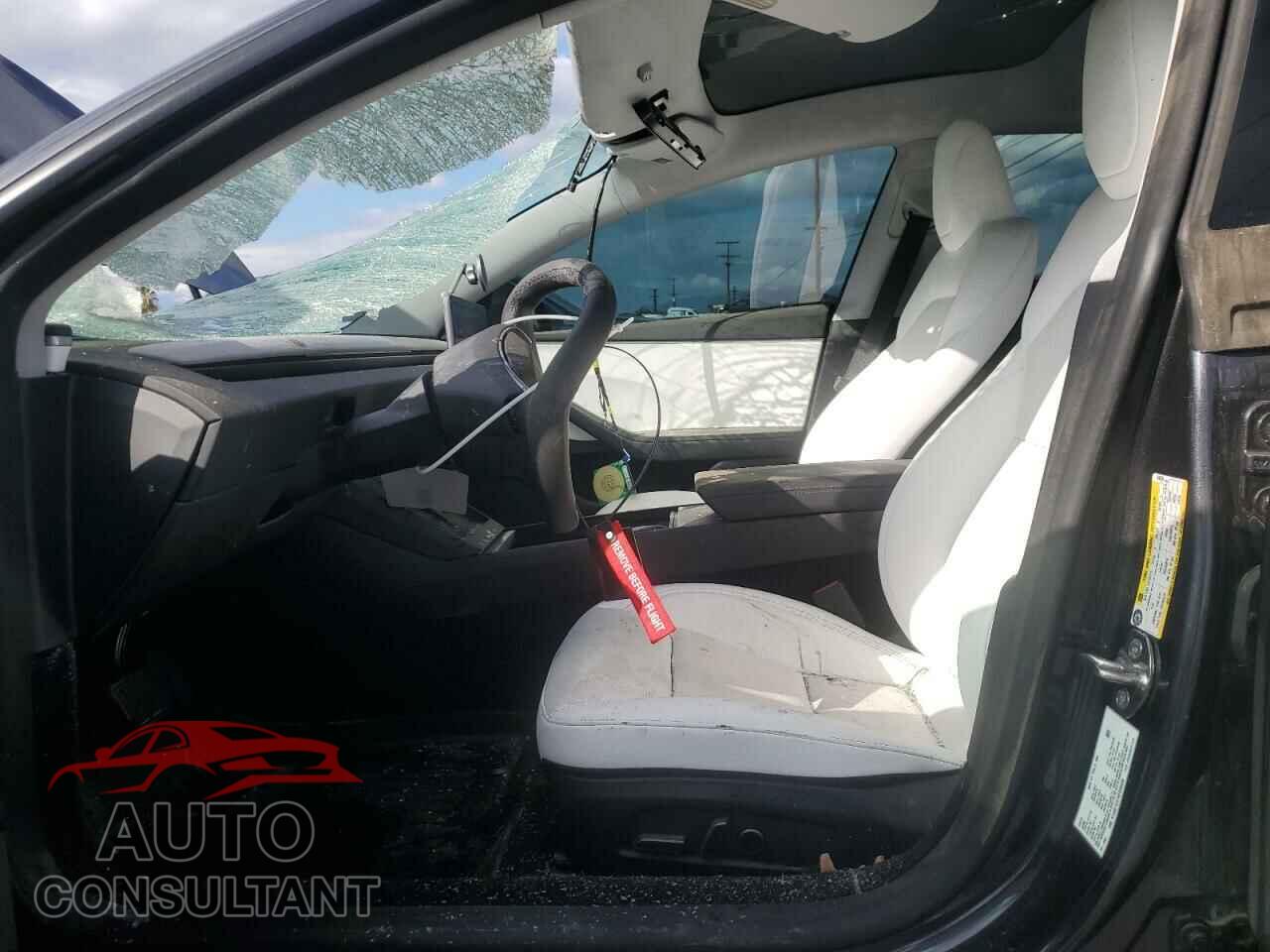 TESLA MODEL 3 2024 - 5YJ3E1EA1RF846836