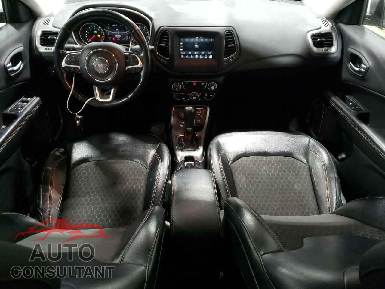 JEEP COMPASS 2020 - 3C4NJDBB9LT137647