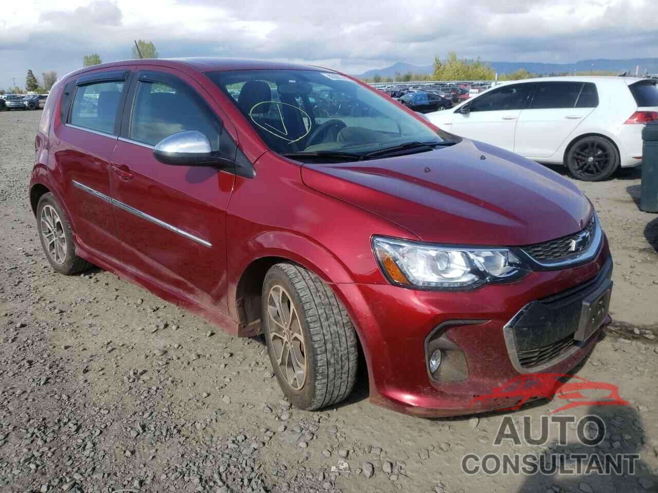 CHEVROLET SONIC 2018 - 1G1JD6SG1J4127851