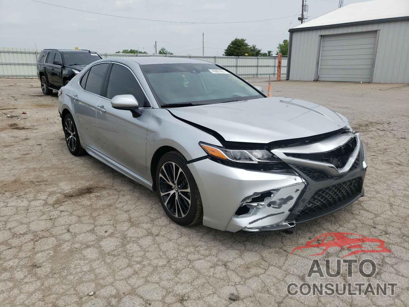 TOYOTA CAMRY 2020 - 4T1G11AK1LU912856