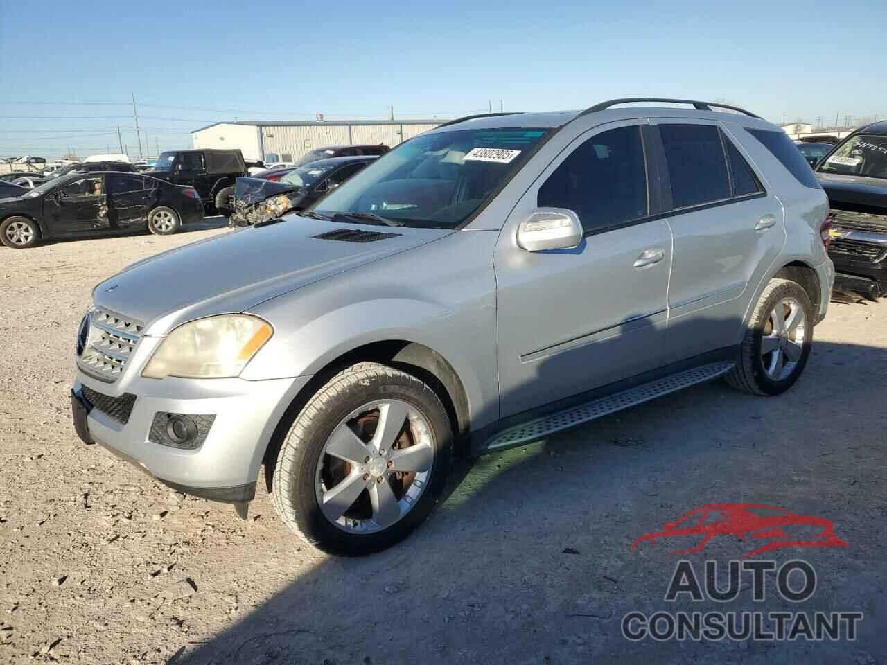 MERCEDES-BENZ M-CLASS 2009 - 4JGBB56E09A518941