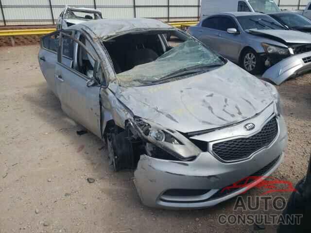 KIA FORTE 2016 - KNAFK4A62G5578352