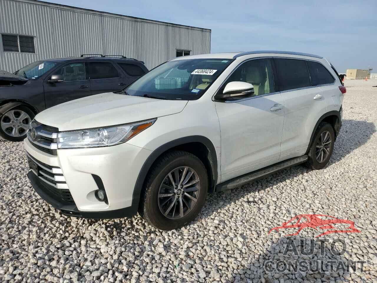 TOYOTA HIGHLANDER 2017 - 5TDKZRFHXHS189801