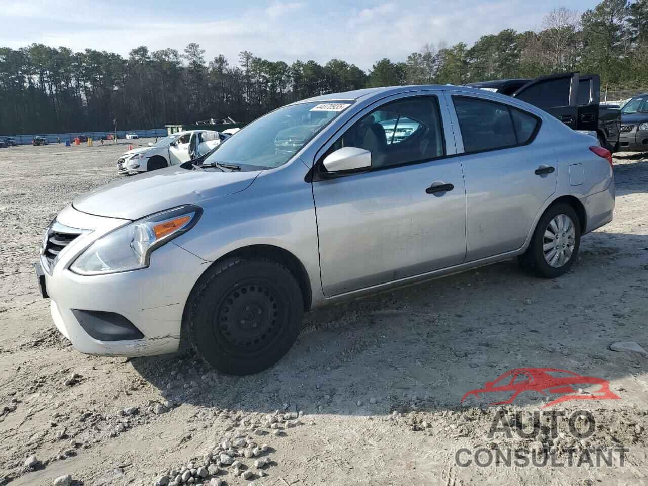 NISSAN VERSA 2017 - 3N1CN7AP6HL862658