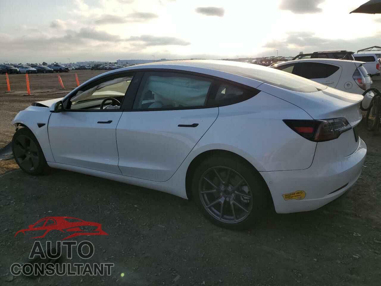 TESLA MODEL 3 2022 - 5YJ3E1EA0NF147997