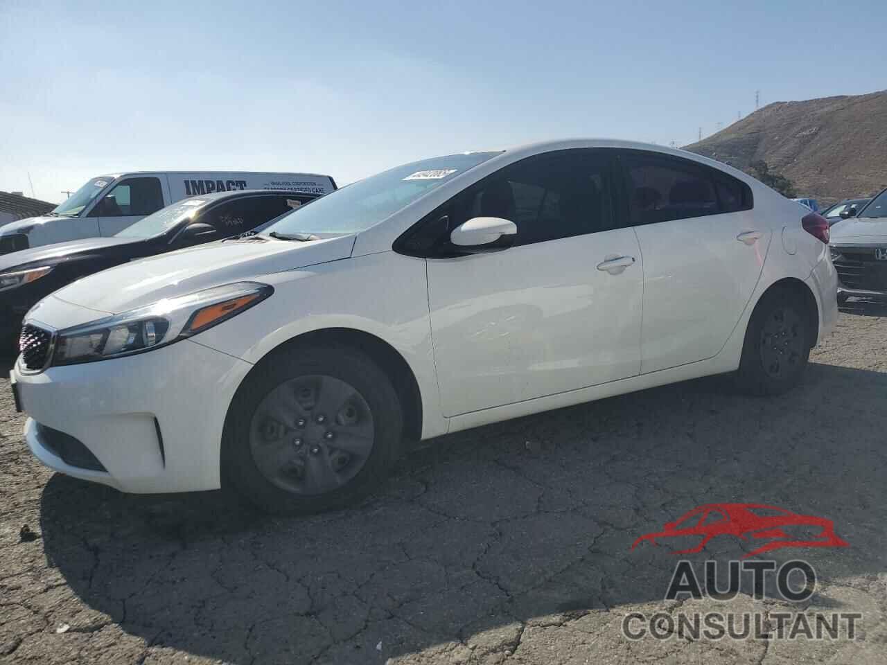 KIA FORTE 2018 - 3KPFK4A78JE234659