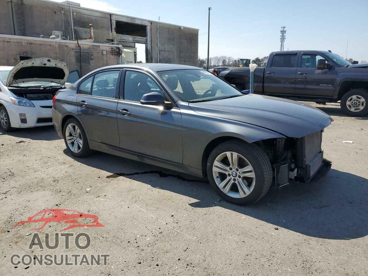 BMW 3 SERIES 2016 - WBA8E3G51GNU01252
