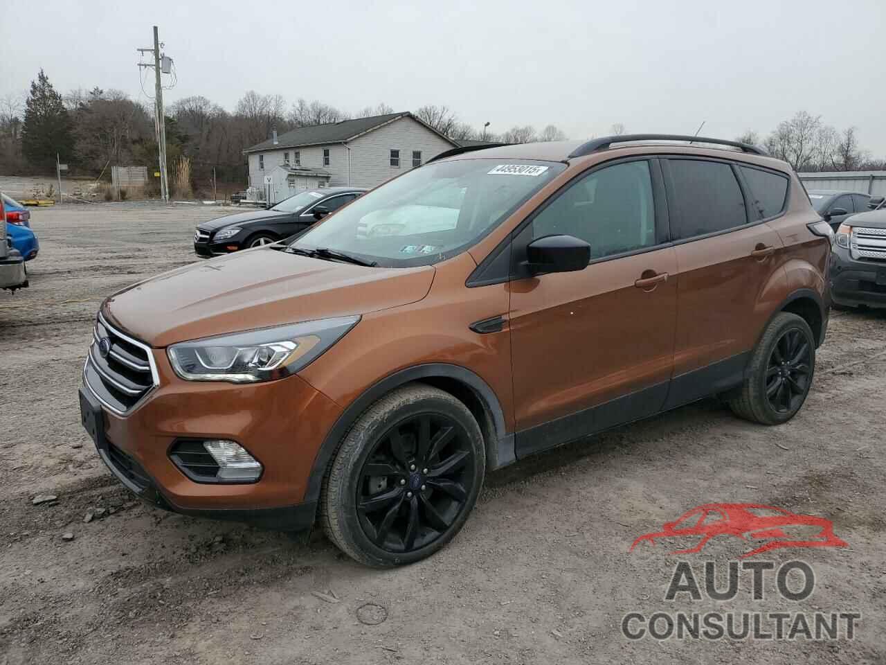 FORD ESCAPE 2017 - 1FMCU9GD2HUC75352