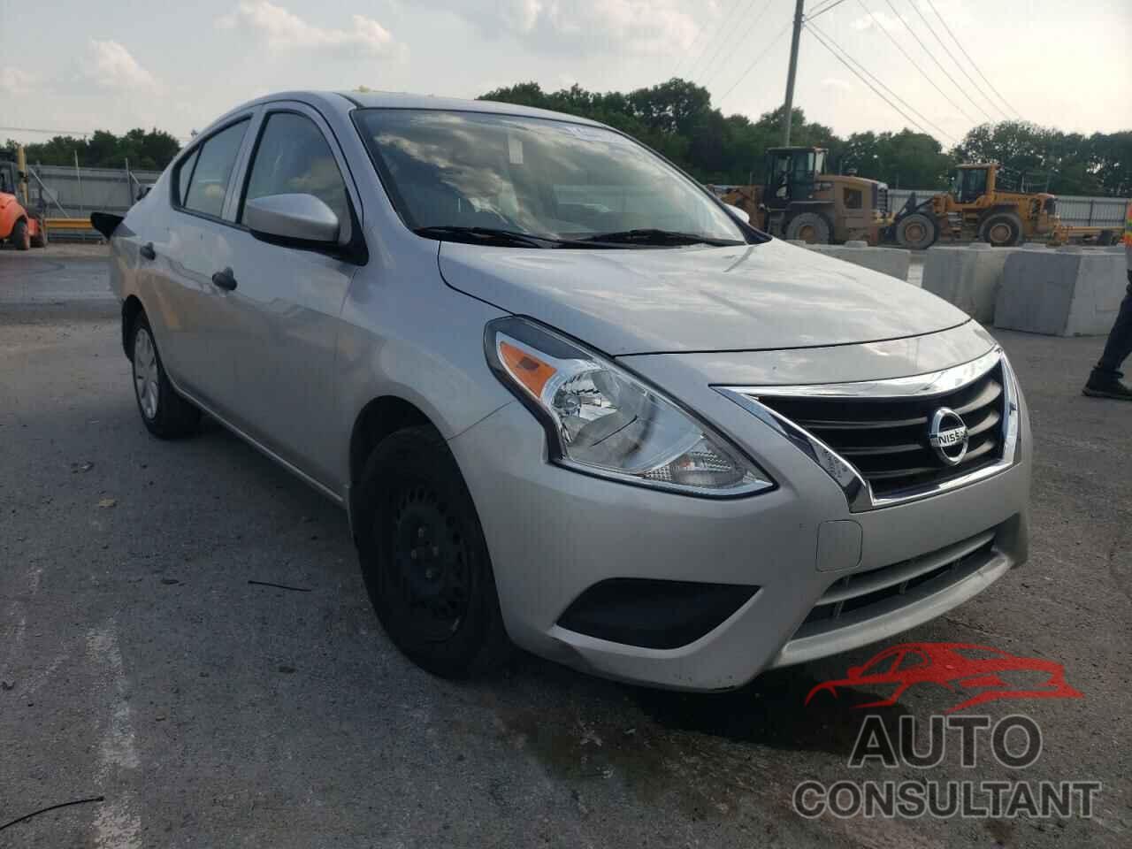 NISSAN VERSA 2018 - 3N1CN7AP6JL841587