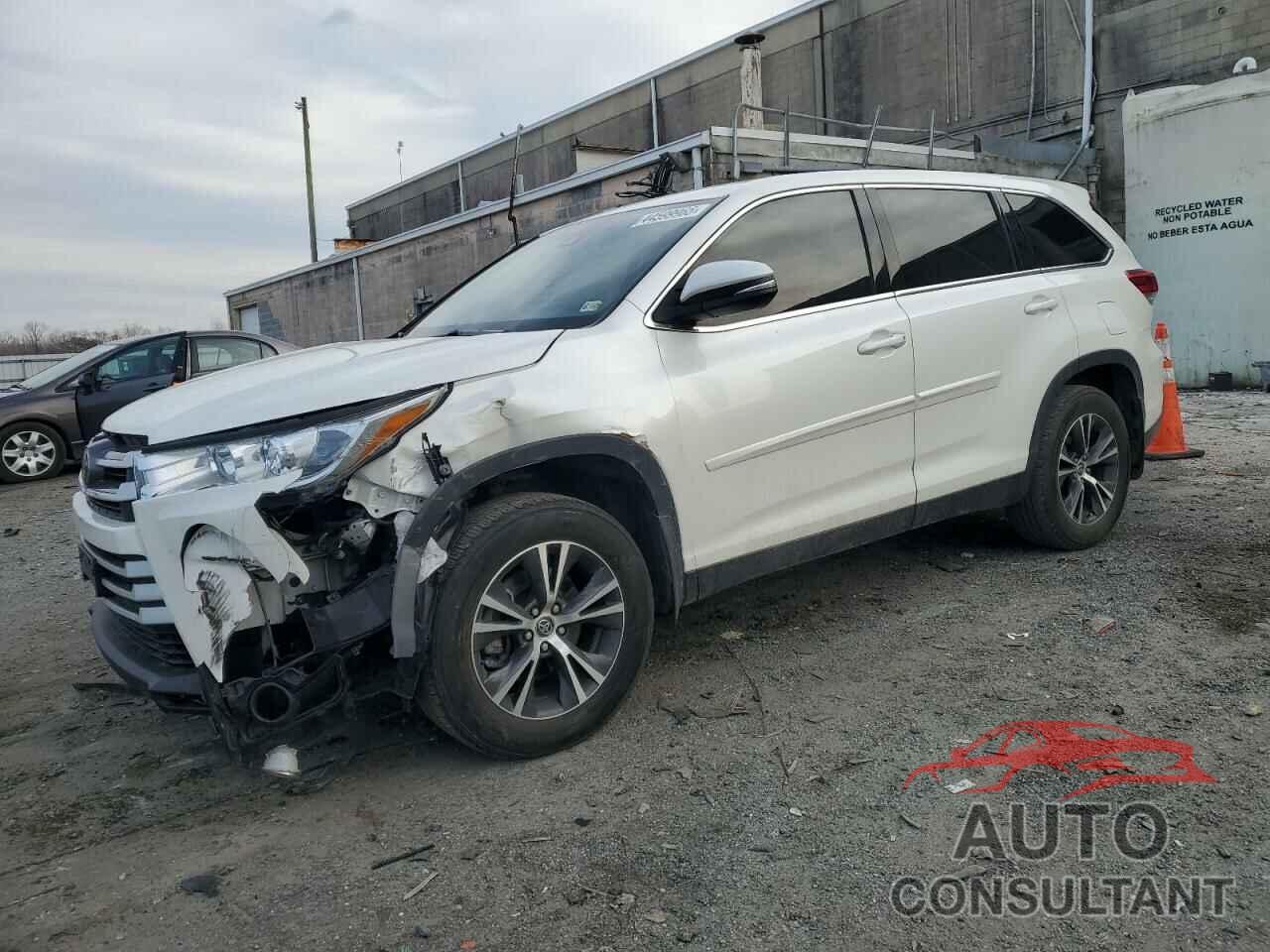TOYOTA HIGHLANDER 2019 - 5TDZZRFH9KS352668