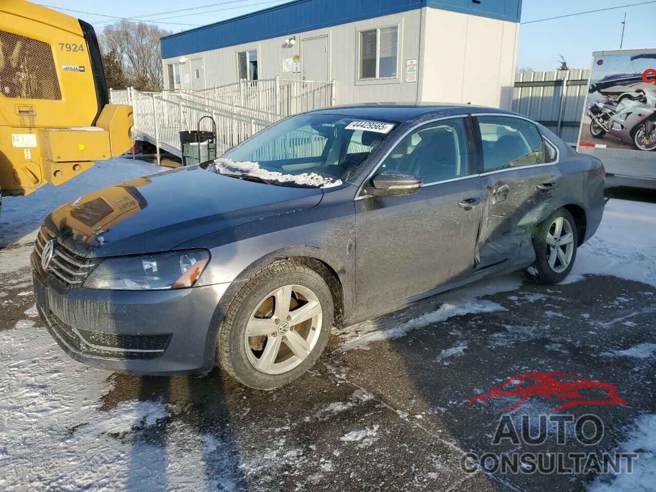 VOLKSWAGEN PASSAT 2012 - 1VWBH7A31CC036265