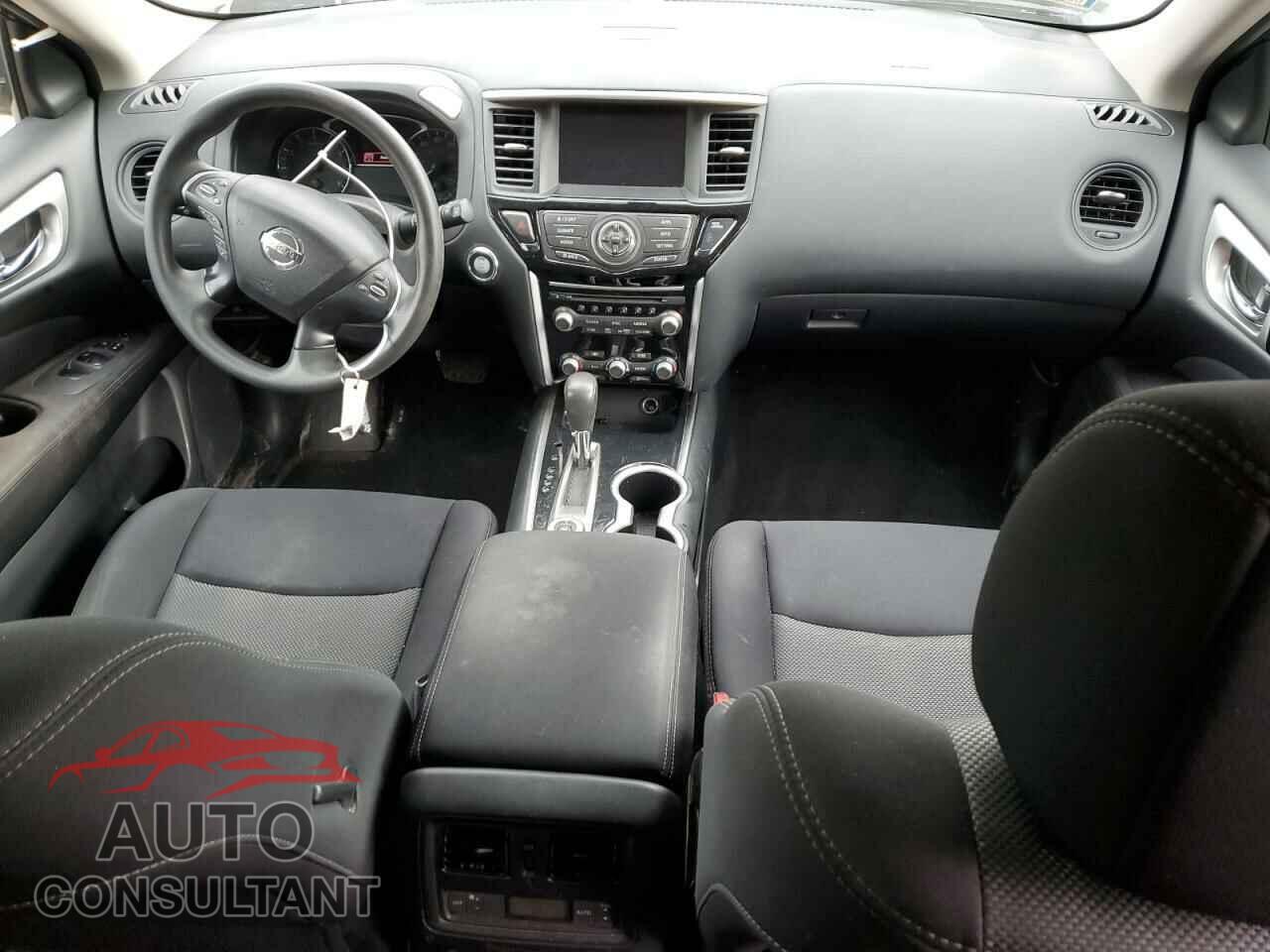 NISSAN PATHFINDER 2017 - 5N1DR2MM4HC908957