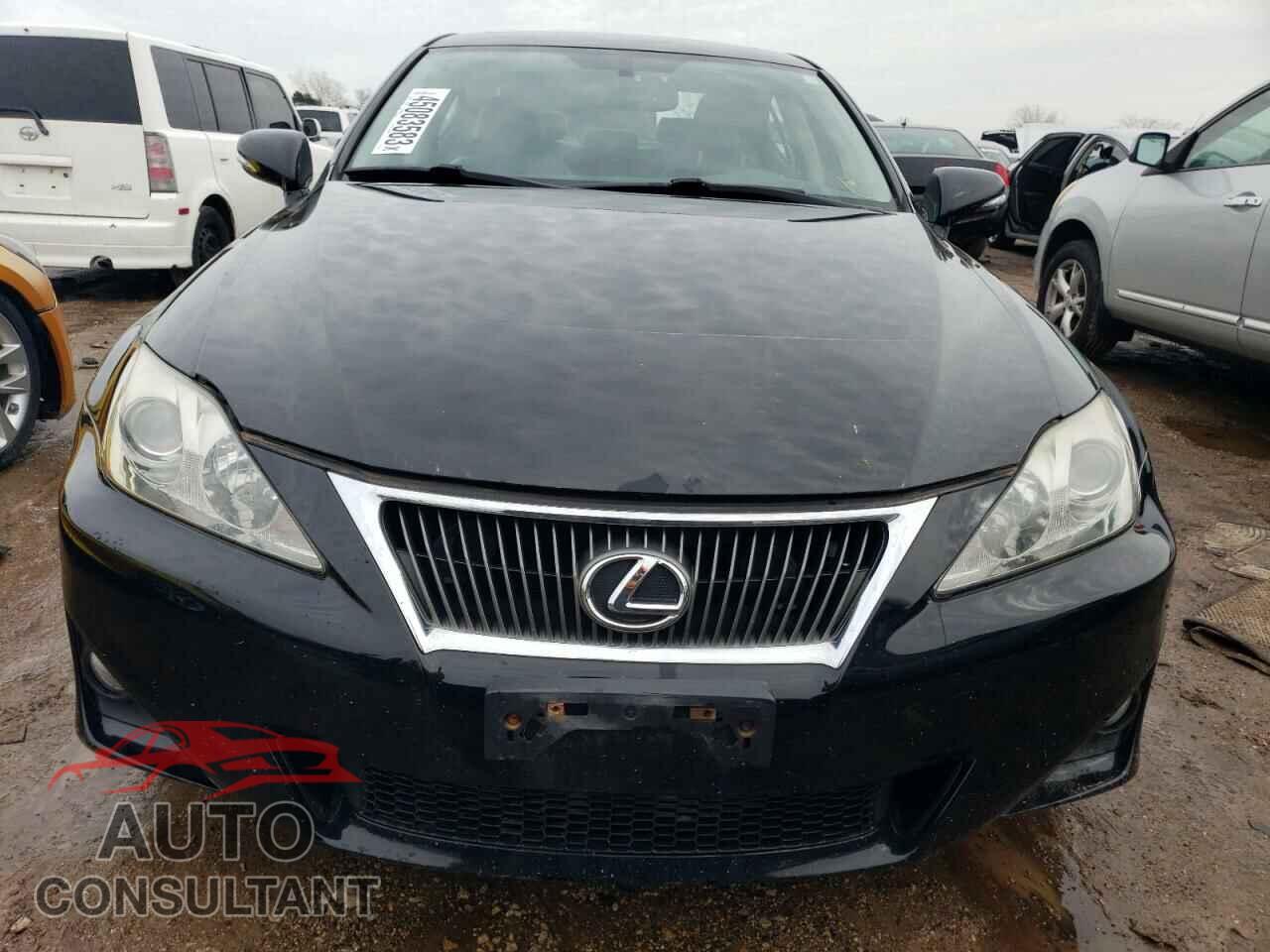 LEXUS IS 2012 - JTHCF5C21C2035675