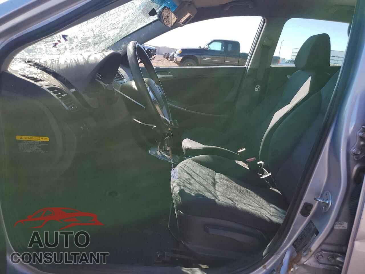 HYUNDAI ACCENT 2017 - KMHCT5AE5HU325898