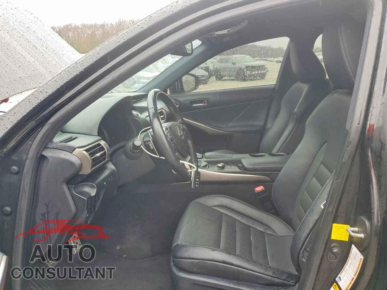 LEXUS IS 2015 - JTHCF1D20F5024497