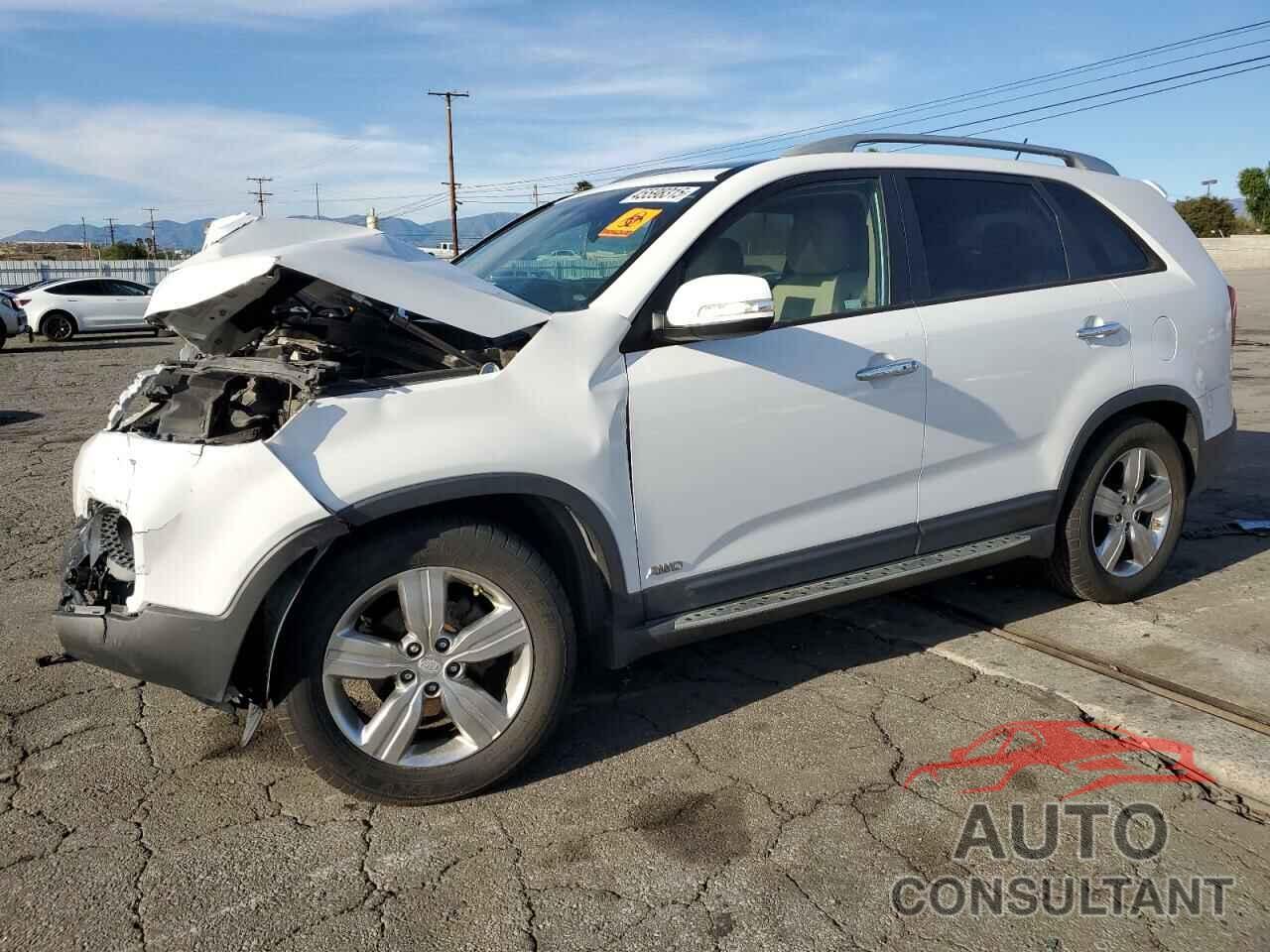 KIA SORENTO 2013 - 5XYKUDA25DG319480