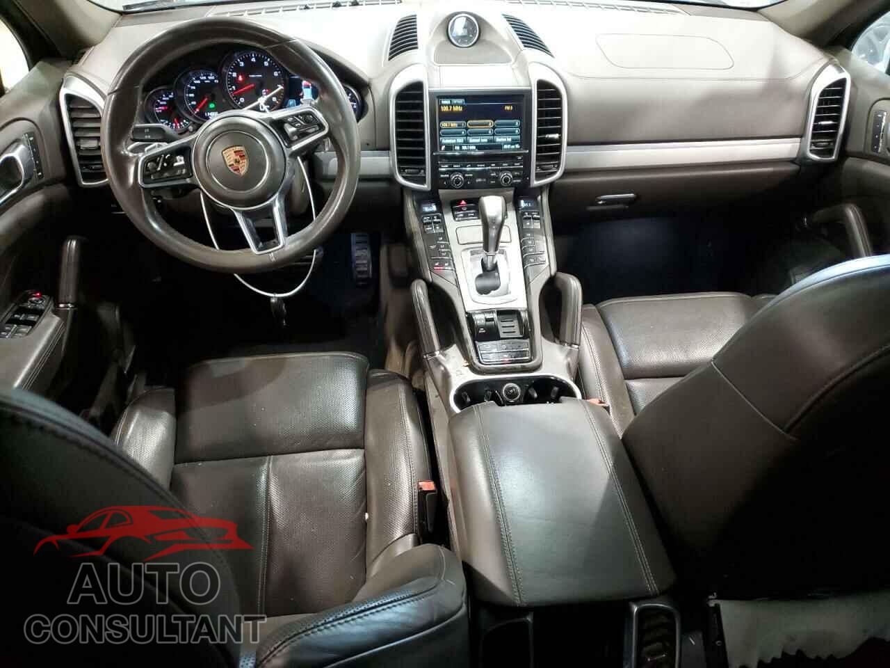 PORSCHE CAYENNE 2016 - WP1AA2A2XGKA37471