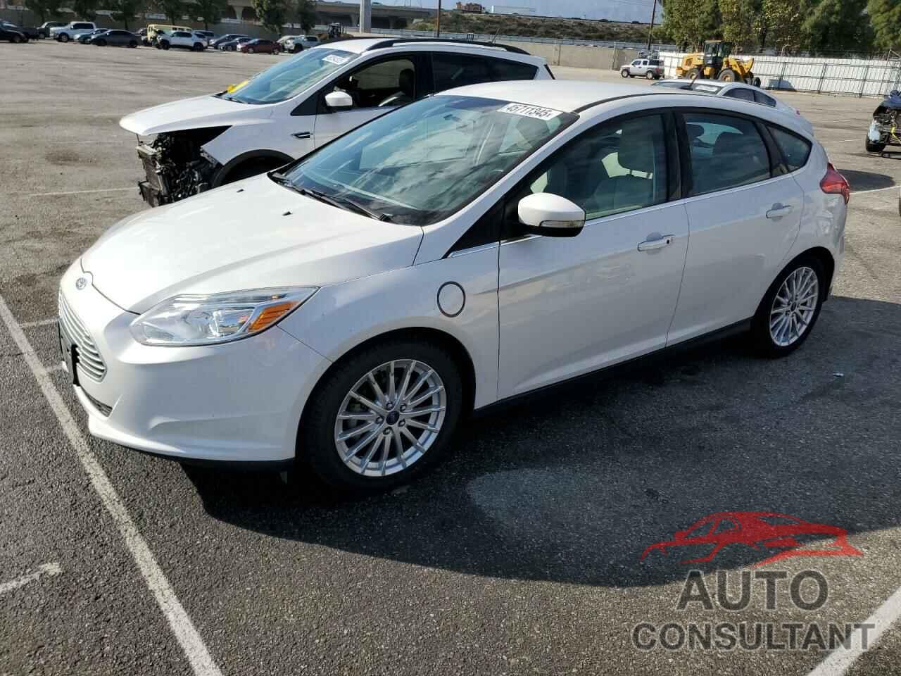 FORD FOCUS 2015 - 1FADP3R41FL281341
