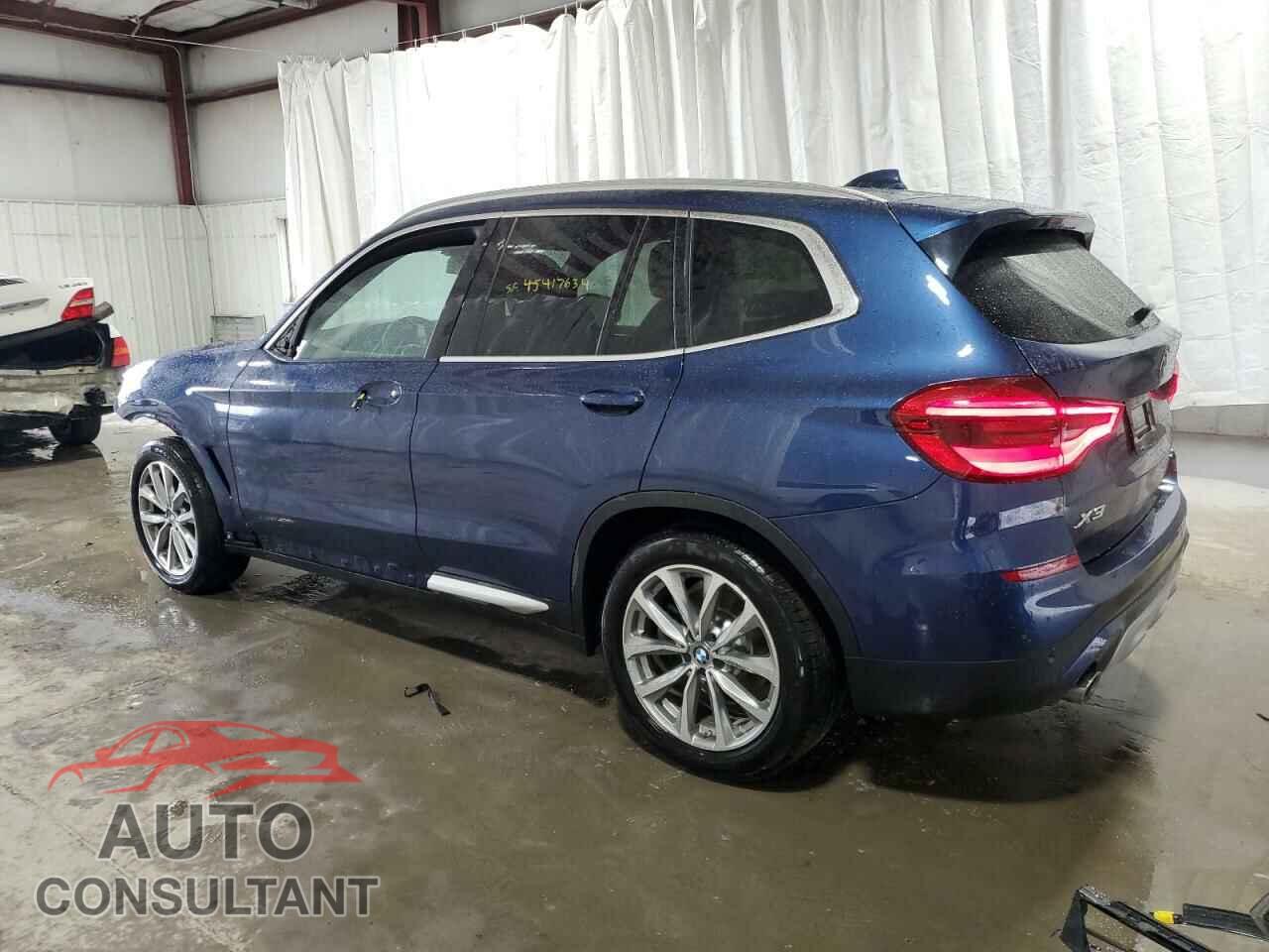 BMW X3 2018 - 5UXTR9C50JLD68730