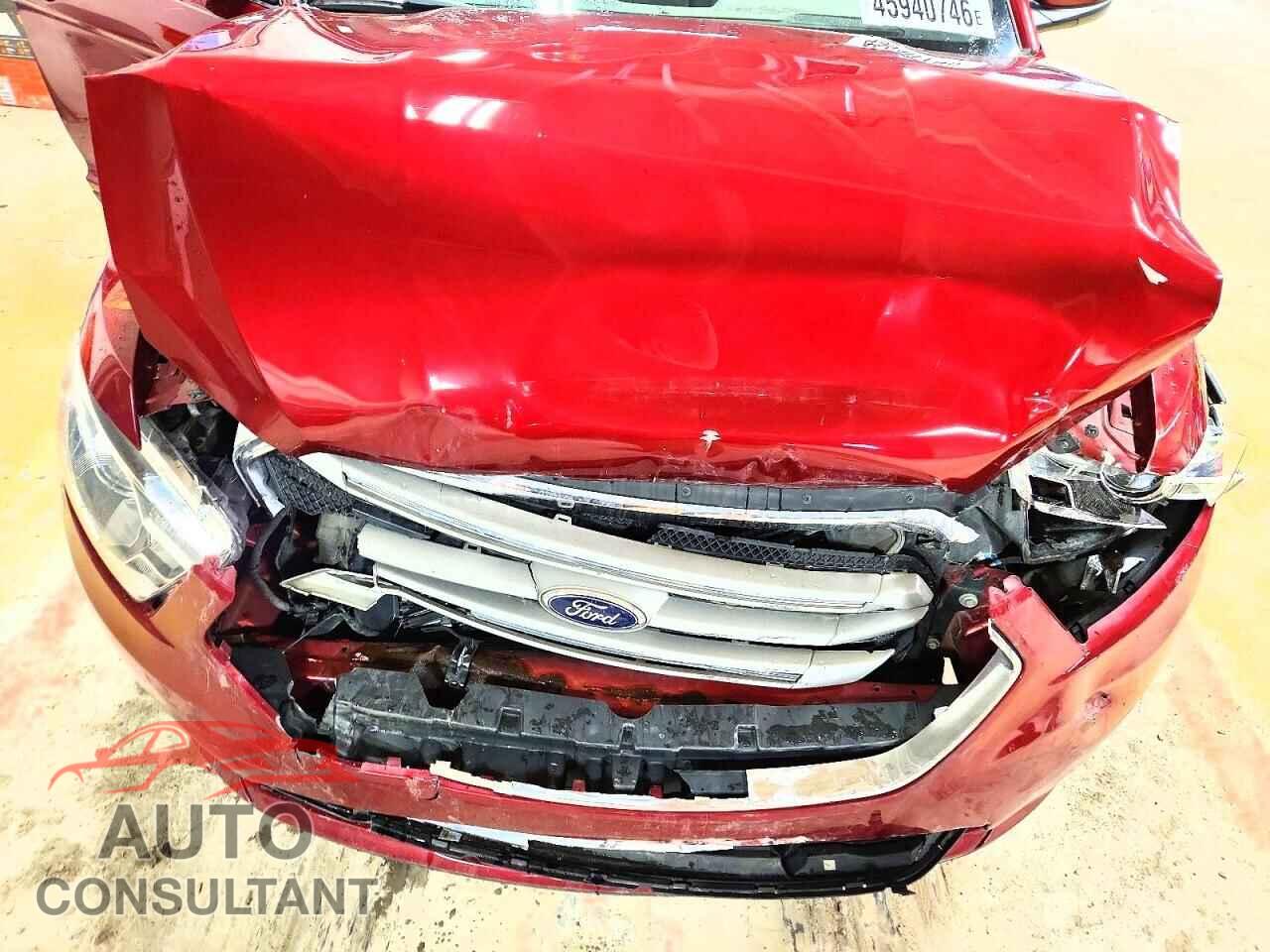 FORD TAURUS 2015 - 1FAHP2E83FG192061