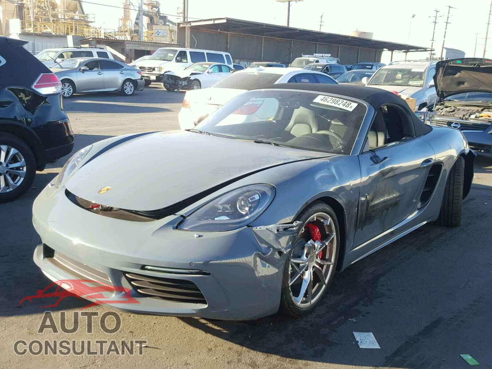 PORSCHE BOXSTER 2018 - WP0CB2A84JS229469