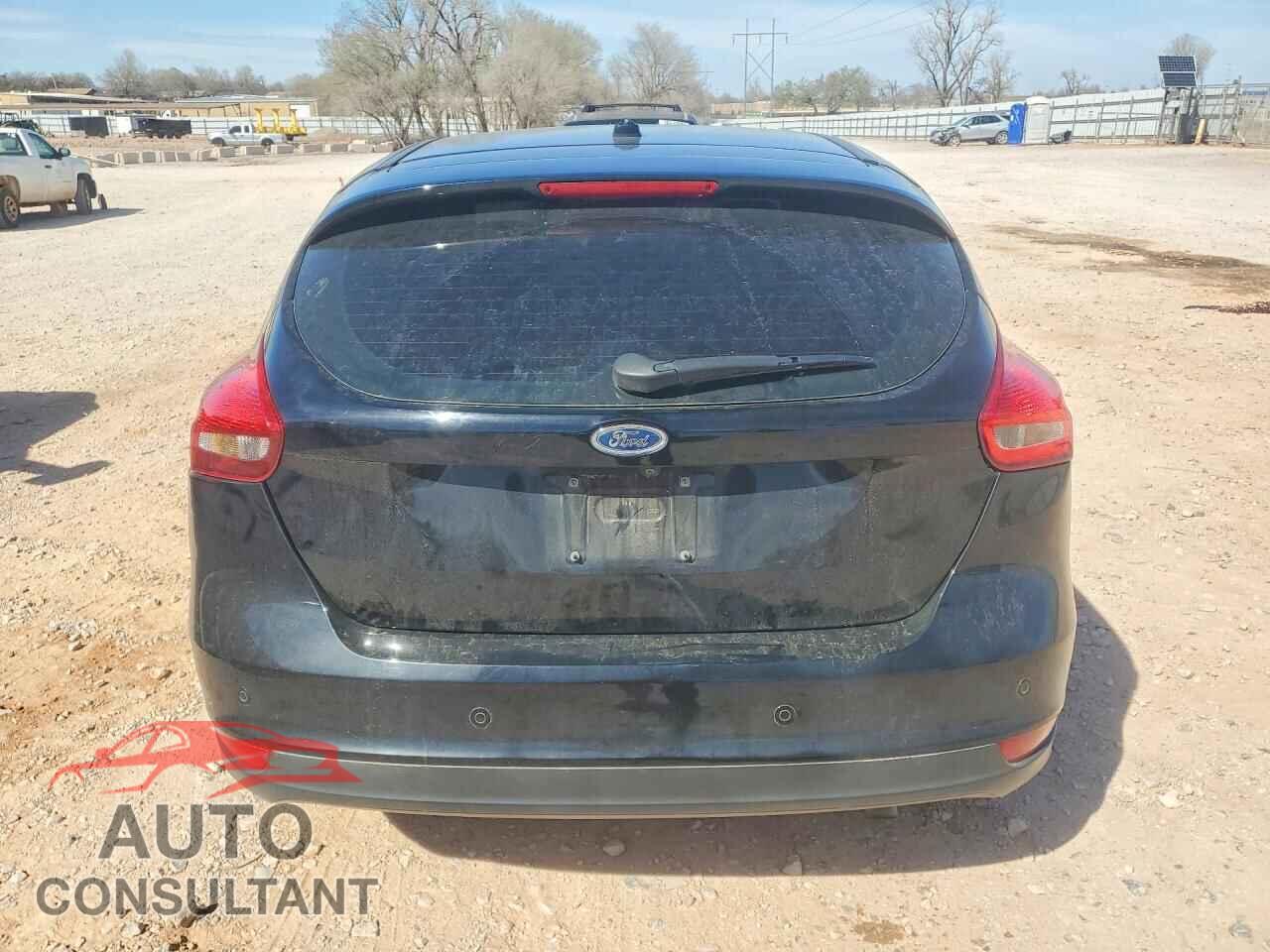 FORD FOCUS 2017 - 1FADP3M28HL332830